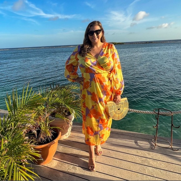 ASOS Curve Vibrant Yellow and Orange Long Sleeve Dress - Picture 1 of 4